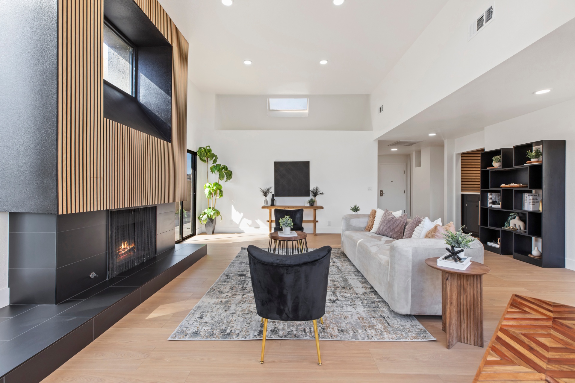 6404 Embarcadero Dr.