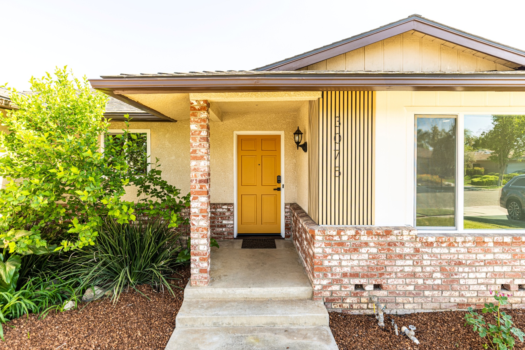 3075 E. Fremont Ave