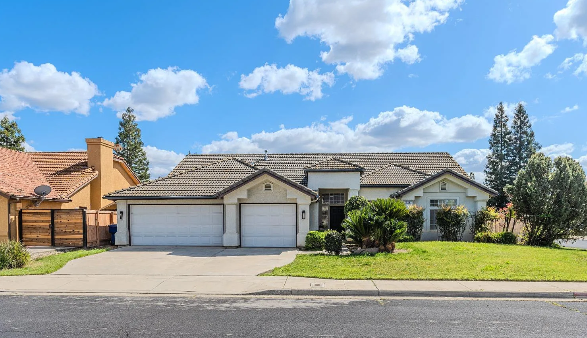 544 Goshen Ave