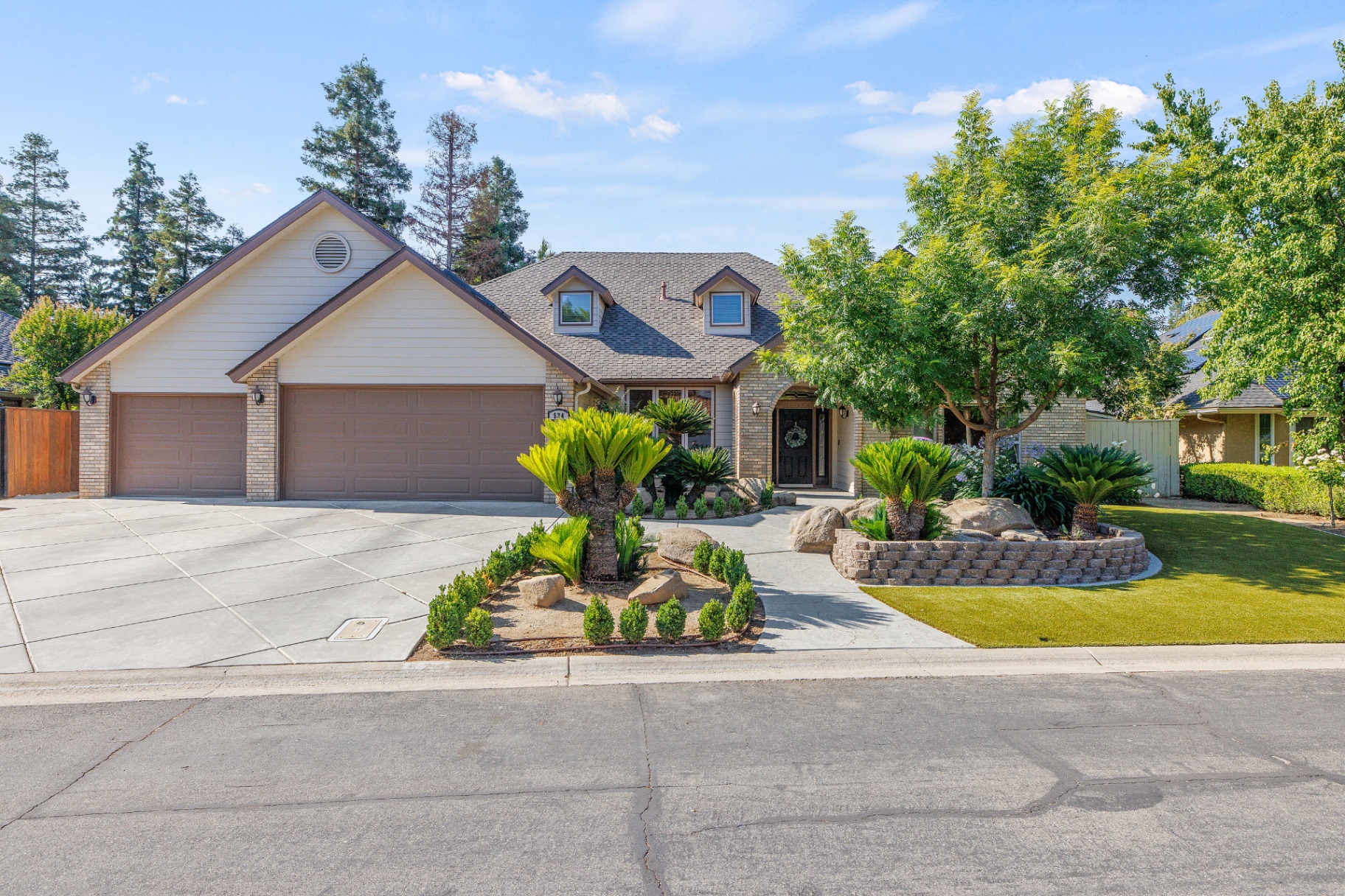 524 E. Mariners Circle
