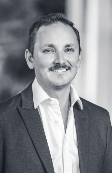Dean Farnesi, Broker & CEO