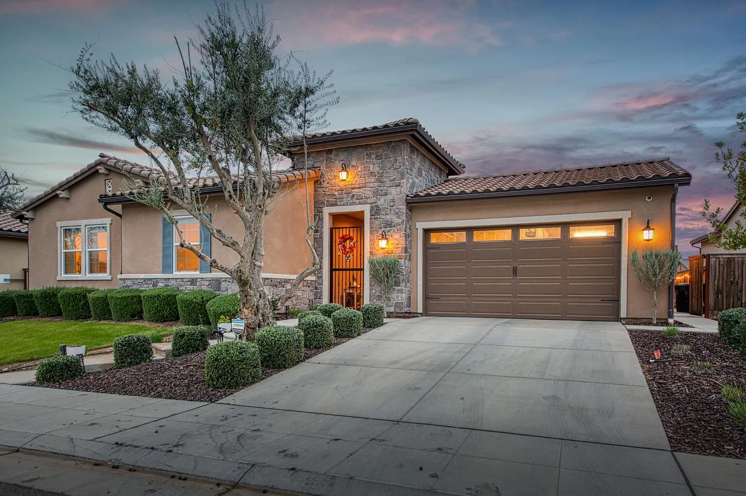 993 Ridgeline Rd. W